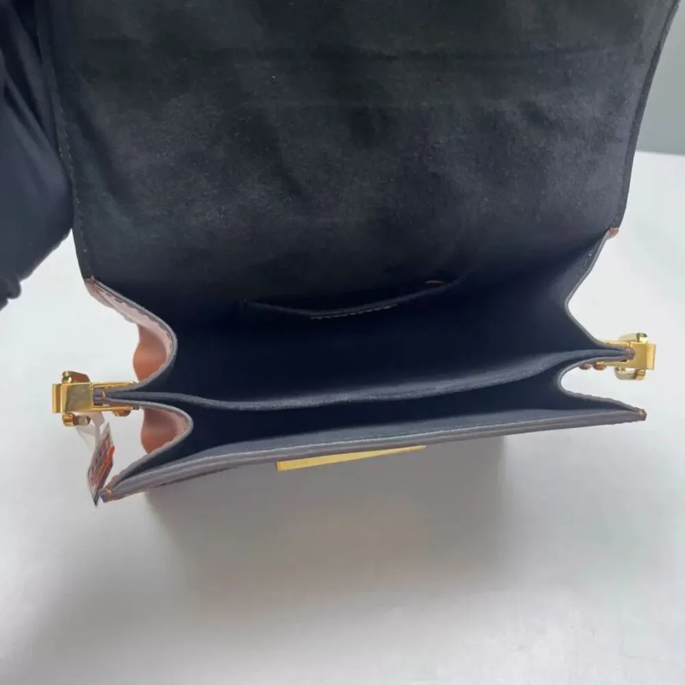 Louis Vuitton Women Pre-Loved Bag Very Good Condition